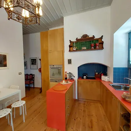 Casa Irene Est 1880 *